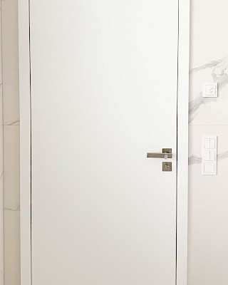 Weiße Zimmertür Schreinerei Kaiser GmbH